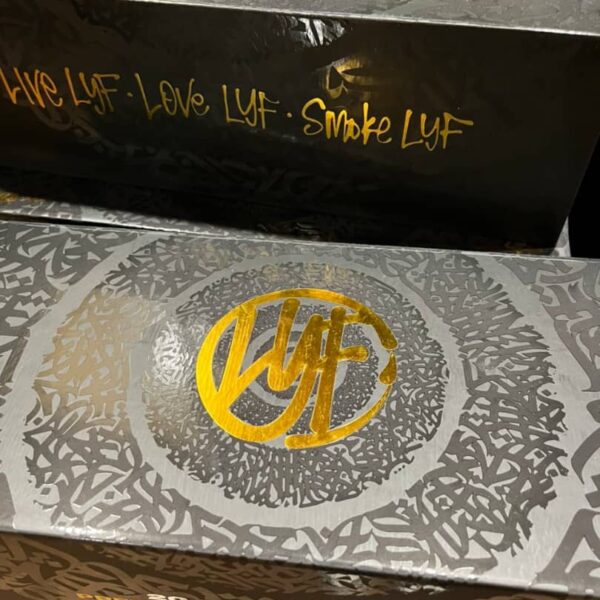 lyf 2g premium melted diamonds disposable