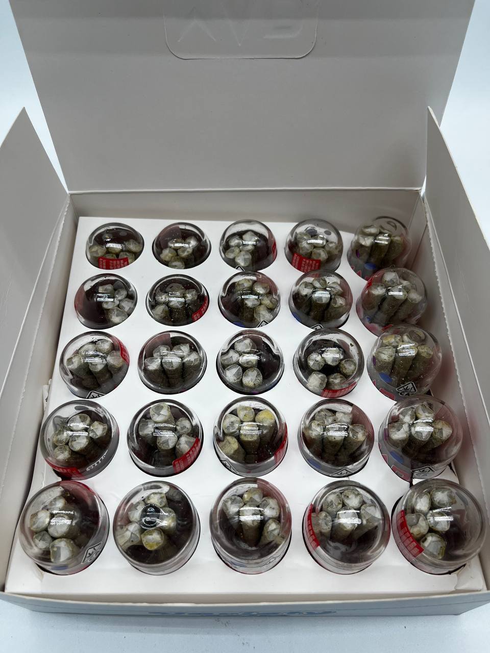 WhatsApp Image 2025-11-24 at 11.40.44 AM (1) mad labs minis prerolls