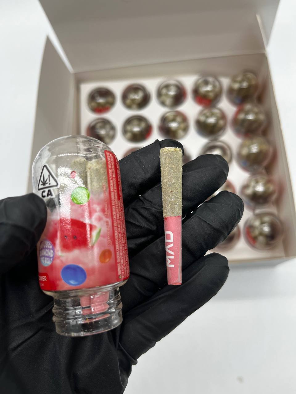 WhatsApp Image 2025-11-24 at 11.40.44 AM mad labs minis prerolls