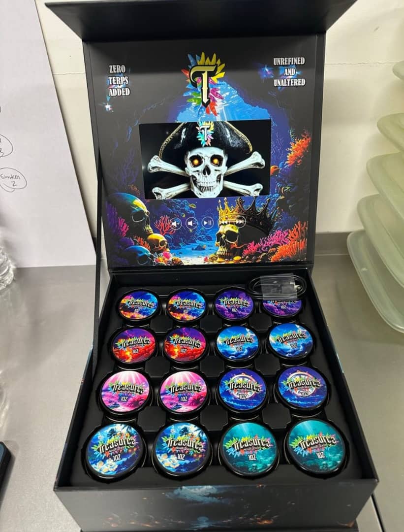 WhatsApp Image 2025-11-27 at 5.30.09 PM treasurez live resin caviar 1oz