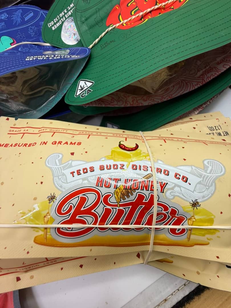 WhatsApp Image 2025-12-03 at 10.12.16 AM new teds budz distro co 8th