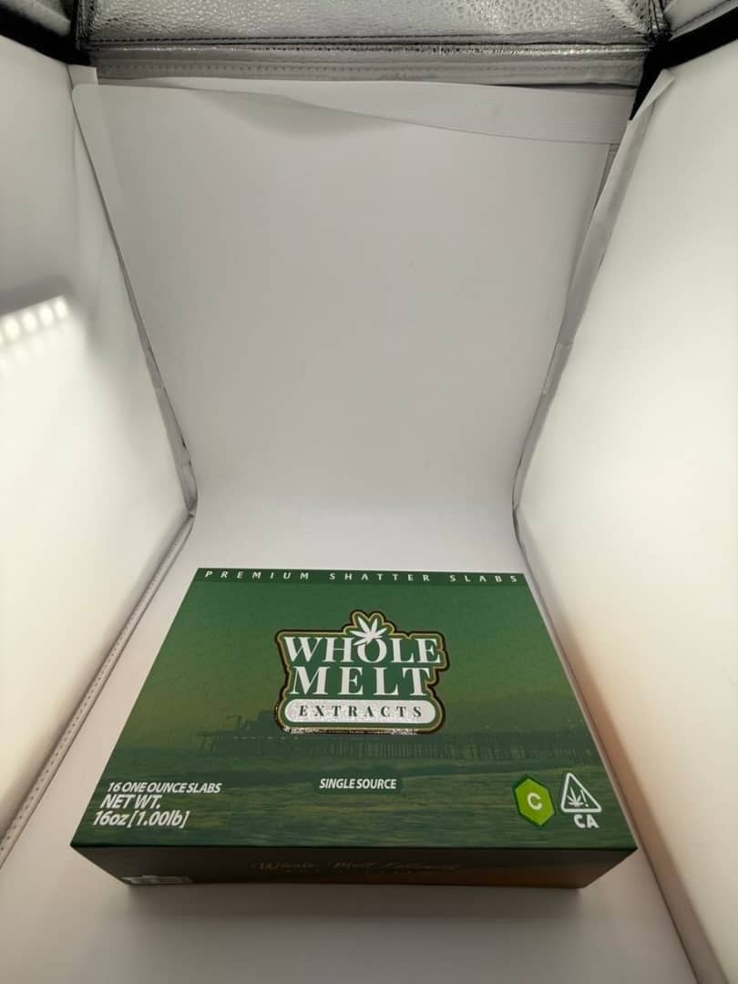 WhatsApp Image 2025-12-14 at 7.55.19 AM whole melt extracts premium shatter slabs single source