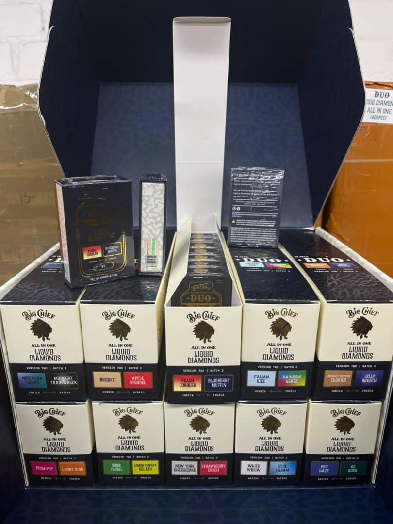 WhatsApp Image 2025-12-15 at 12.26.35 PM big chief duo v2 batch 2 disposable 2g