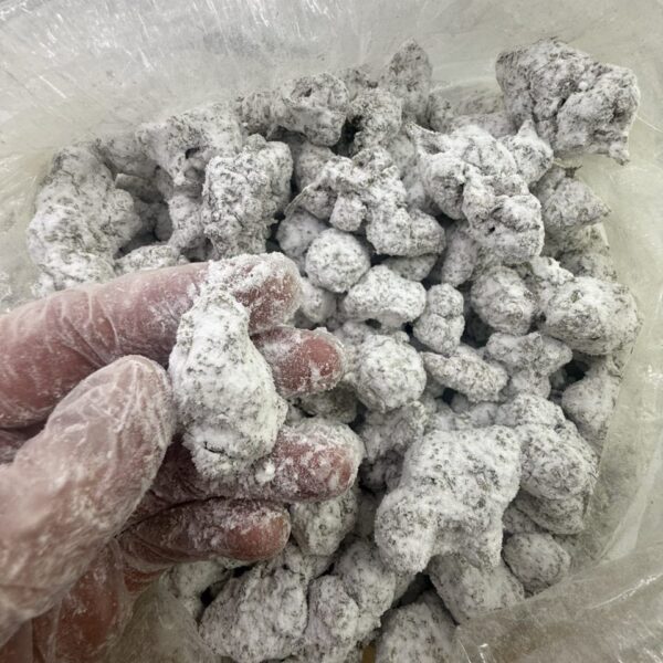 loose ice caps weed strain