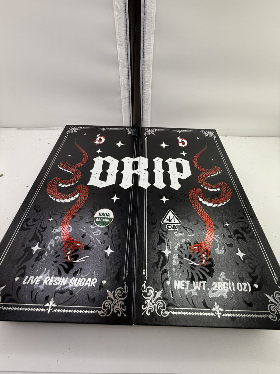 photo_2026-02-03_18-47-21 snake drip live resin sugar 28g badder wax concentrates