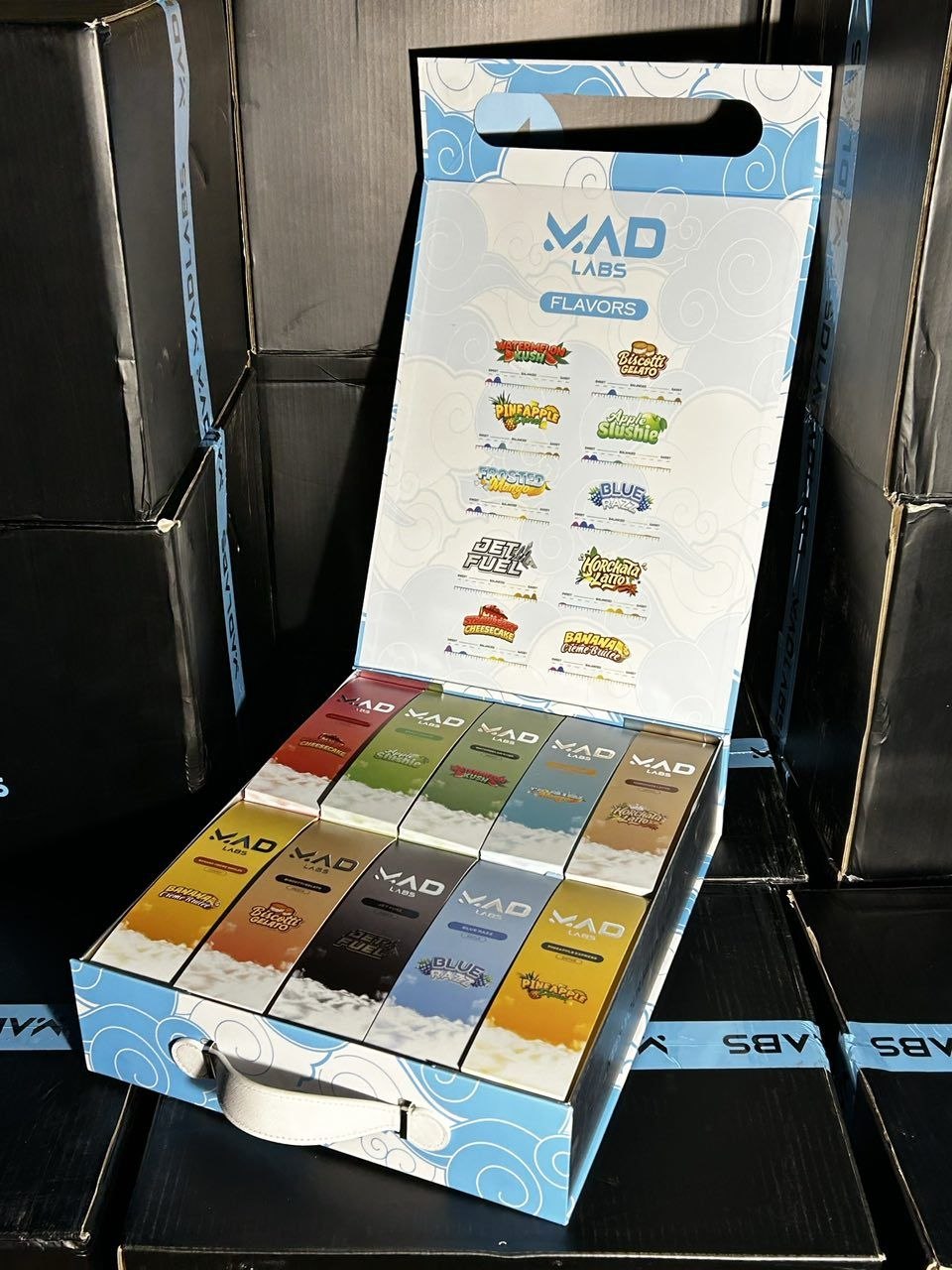 photo_2026-03-17_15-58-05 new madlabs 2g disposable suitcase edition