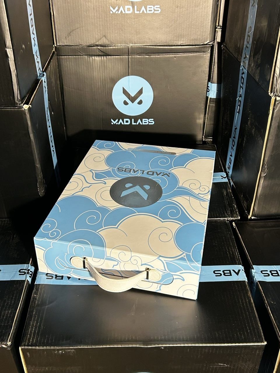 photo_2026-03-17_15-58-08 new madlabs 2g disposable suitcase edition