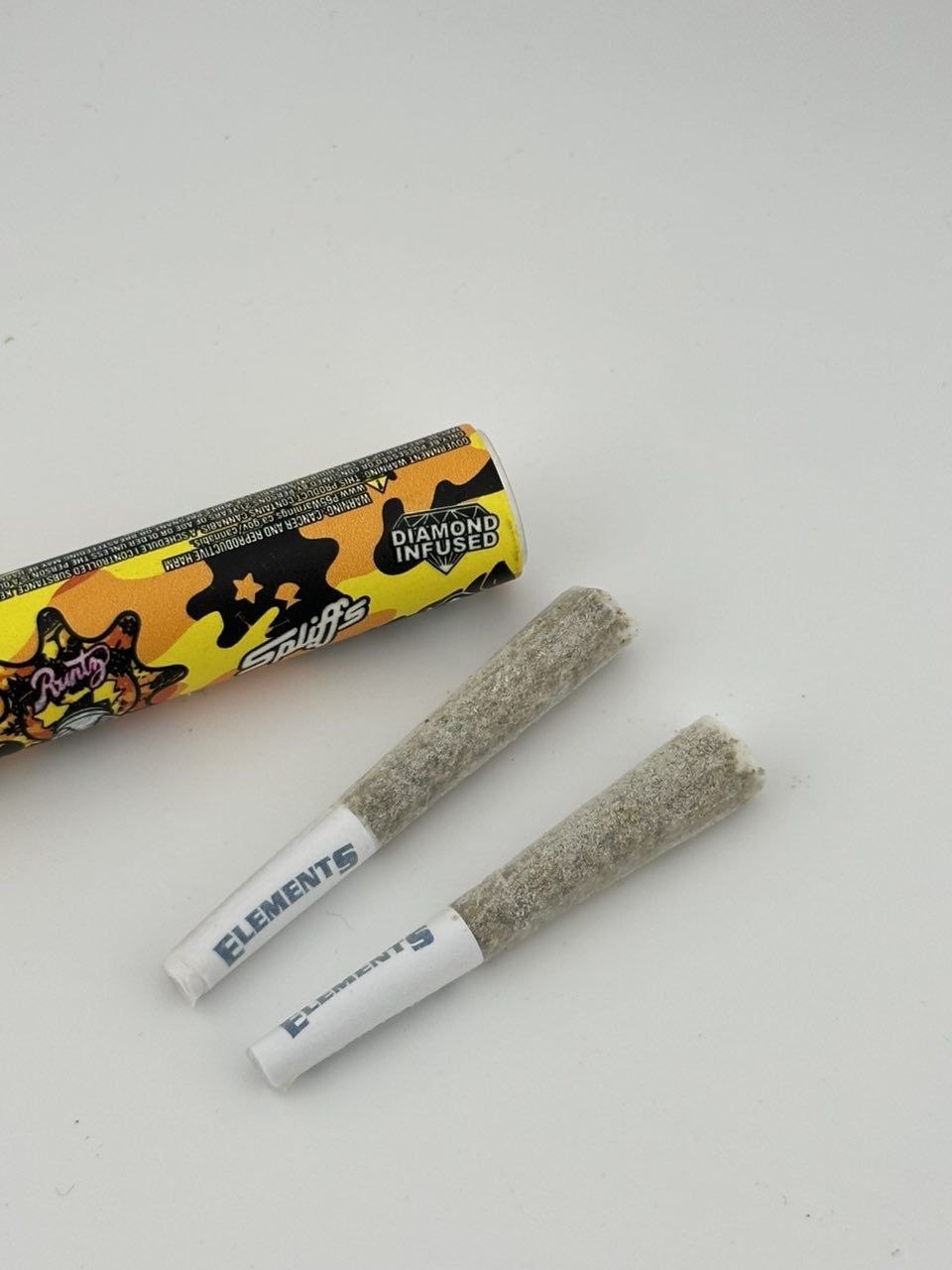 photo_2026-04-03_22-35-21 glogang x runtz 2g diamond infused